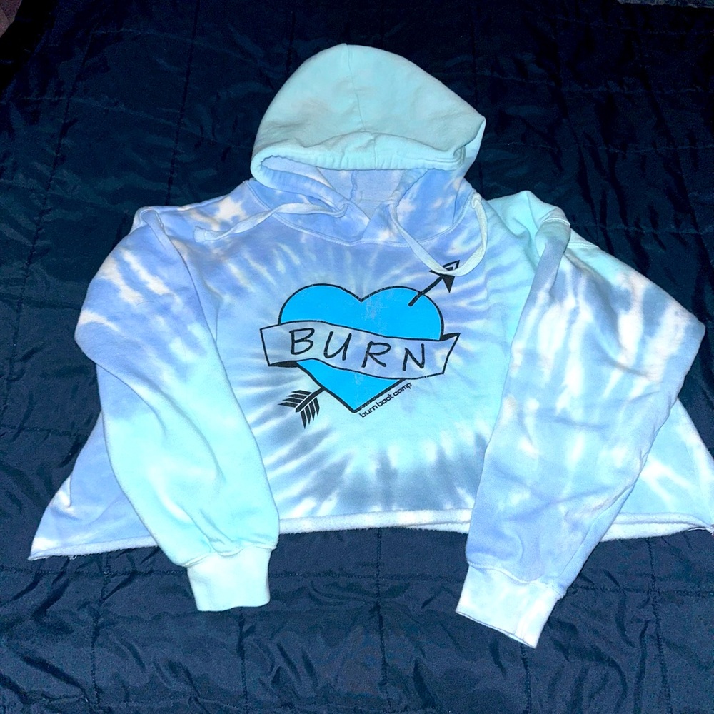 Burn Boot Camp Crop Sweatshirt Medium